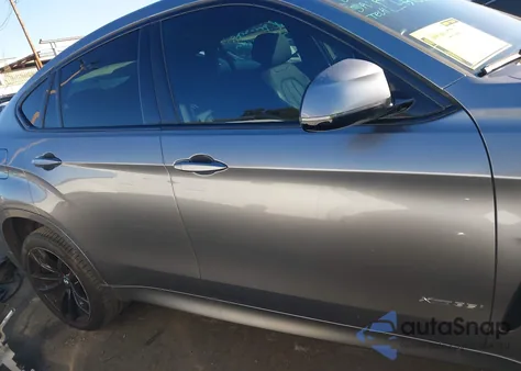 2017 BMW X6 xDrive35I z USA, uszkodzony, nr VIN 5UXKU2C32H0U28953